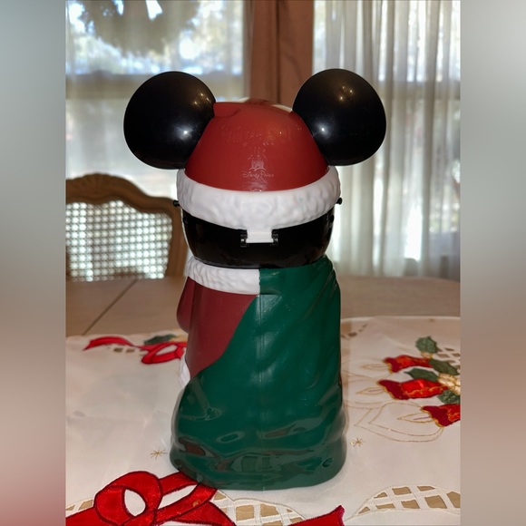 Disney Kitchen Disney Parks Mickey Mouse Santa Claus Christmas